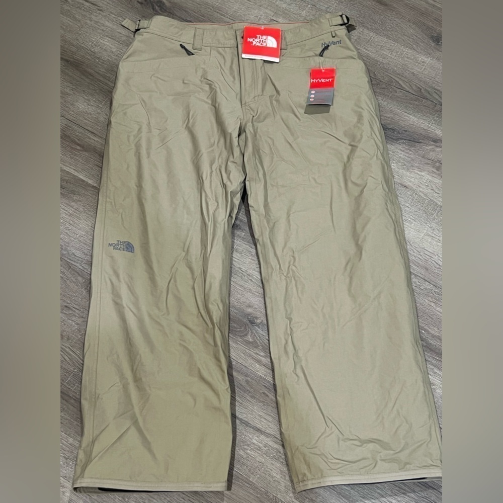NWT Deadstock The North Face Men’s XL HYVENT A-Frame Lined Snow Pants Insulated